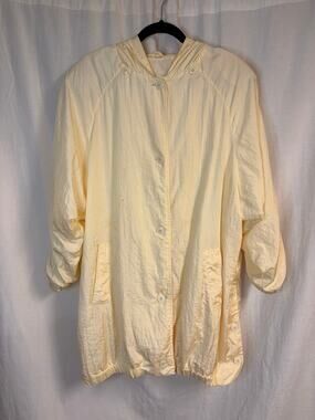 Vintage Norm Thompson Yellow Nylon Hooded Rain Jacket Size M 80s 90s